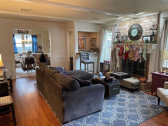 4th image of 20322 Warrington Dr