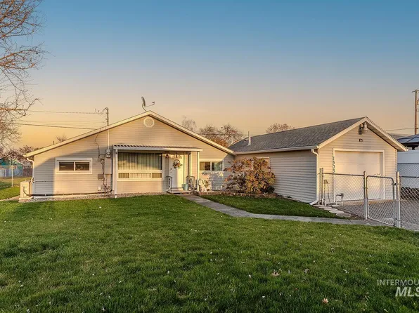 1303 Billups St, Clarkston, WA 99403