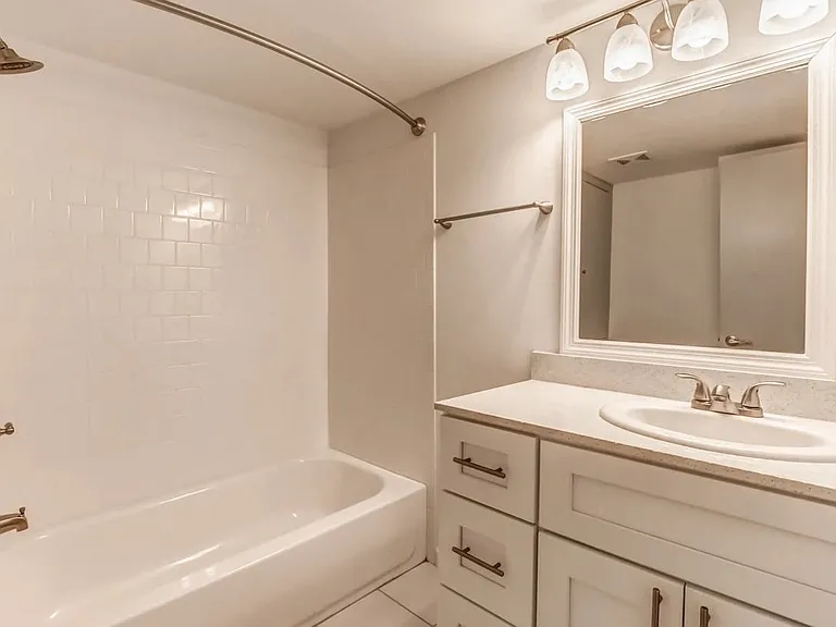 The V Apartments — Photo 9