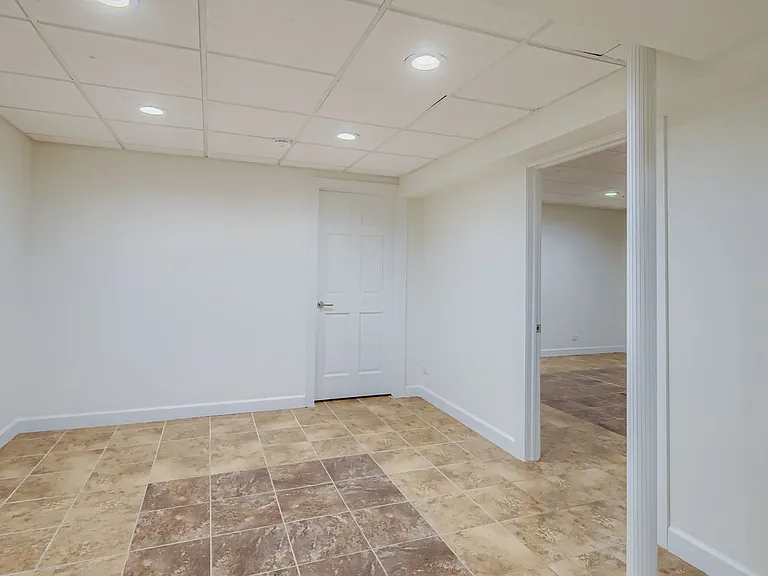 1161 Gavin Ct — Photo 49