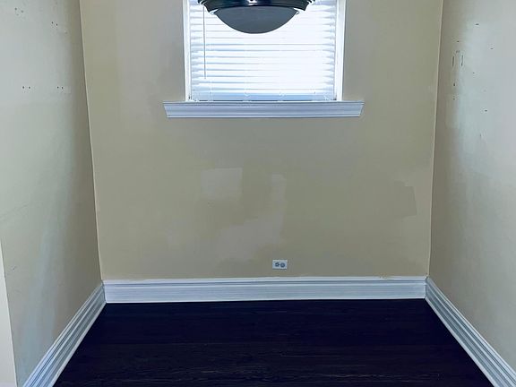 3rd image of 3145 W Palmer Blvd #G