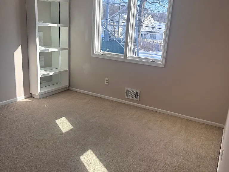 9 Daisy Ct — Photo 11