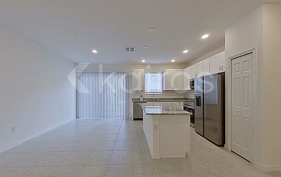 4th image of 34153 Rogallo Ln