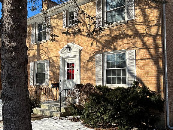 2nd image of 667 Park Ave W #2