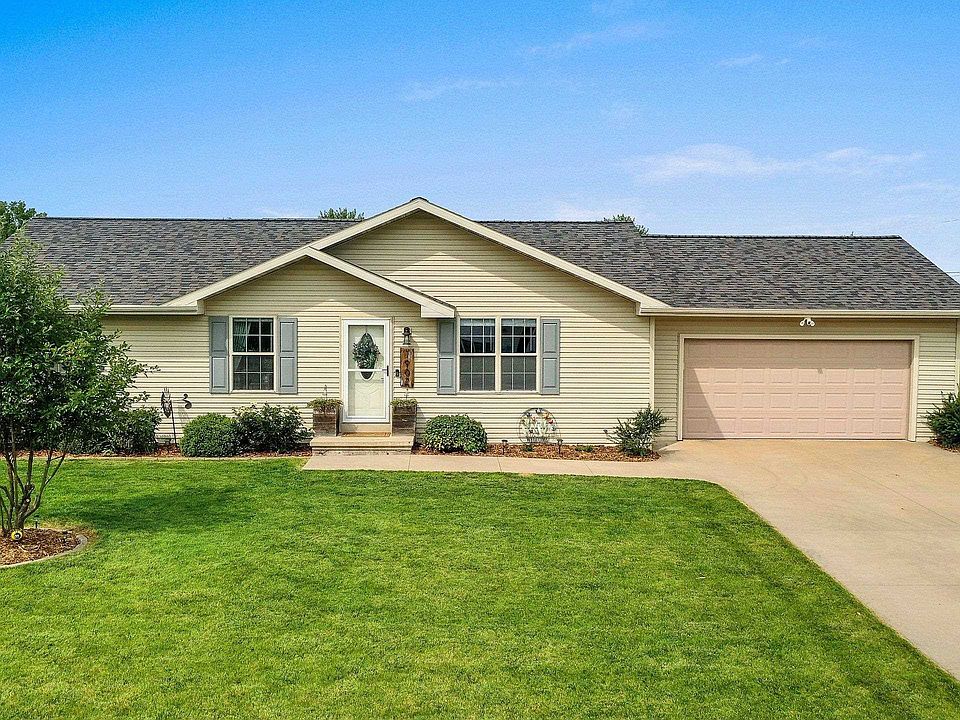 1st image of 1902 S Cross Creek Cir