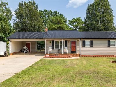 18 Kirk St, Thomasville, NC, 27360