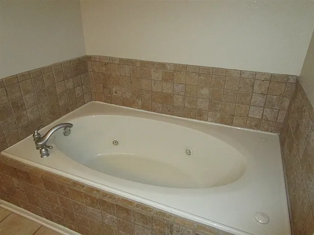 1279 Coan Dr — Photo 8