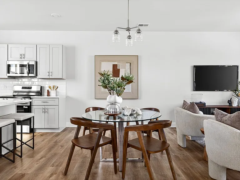 Bellhaven Townhomes — Photo 14