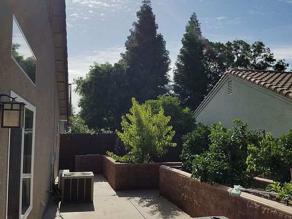 2nd image of 1731 E Chennault Ave