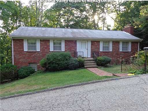 1st image of 1613 Woodvale Dr