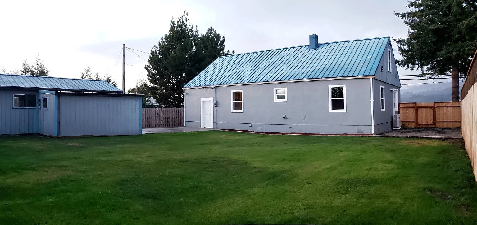 3 bed, 1.5 bath, 1507 sqft, $2,200 — Photo 4