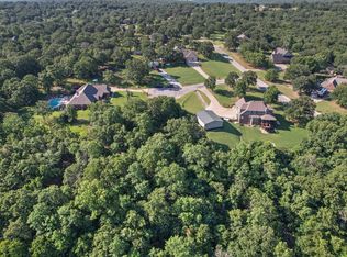 16 Cherokee Ave, Skiatook, OK 74070