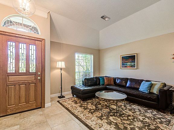 3rd image of 1813 Branch Hill Dr