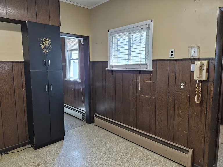 413 Willett St — Photo 6