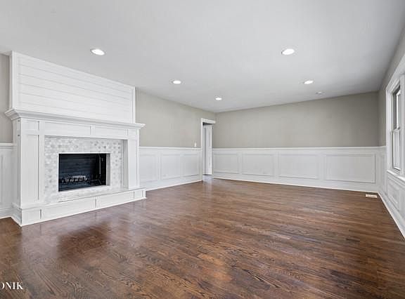 5th image of 234 Tioga Ave