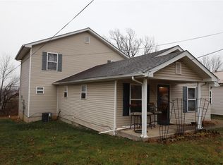 303 1st St, Park Hills, MO 63601