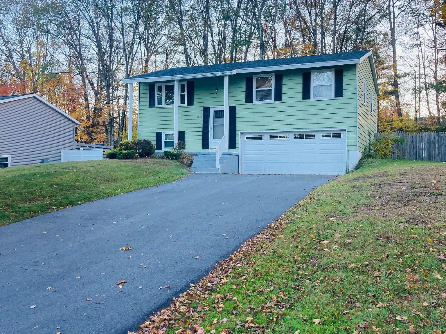 3 bed, 1.5 bath, 1578 sqft, $2,780 — Photo 1