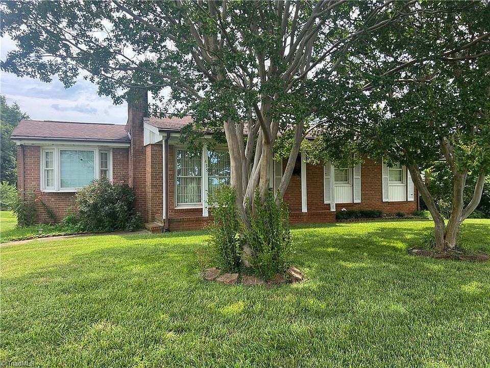 1st image of 455 Cave Rd