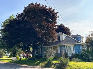 27 Old County Rd N, Enfield, ME 04493