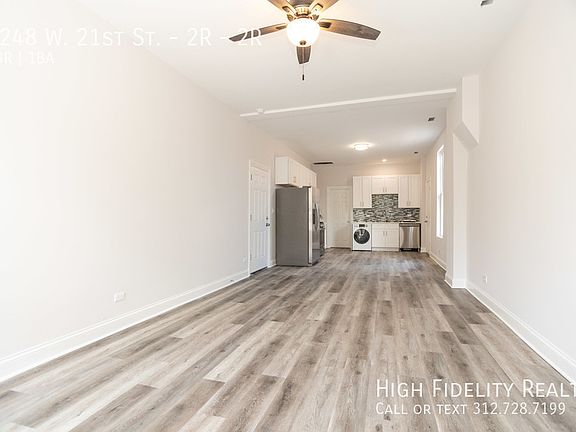 3rd image of 2248 W 21st St #2R