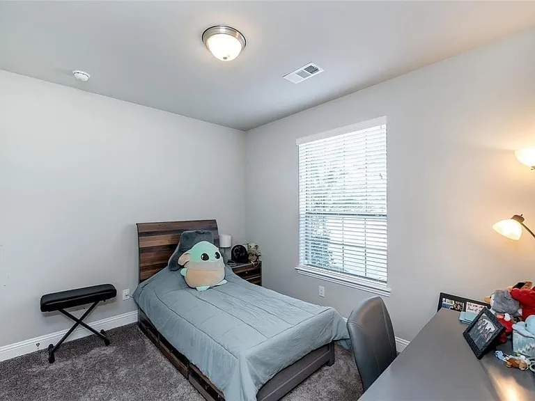 2421 Springhill Ave — Photo 4