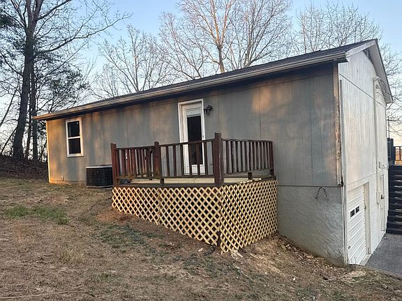 3rd image of 3608 Williamsburg Rd SE