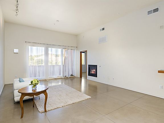 2nd image of 608 Avenida Villahermosa Unit 208