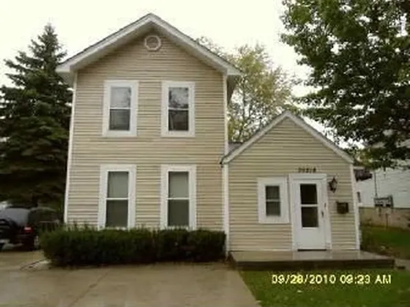 70216 Main St, Richmond, MI 48062