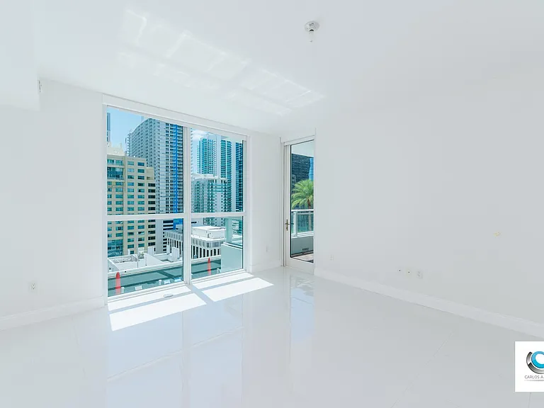 1080 Brickell Ave — Photo 15