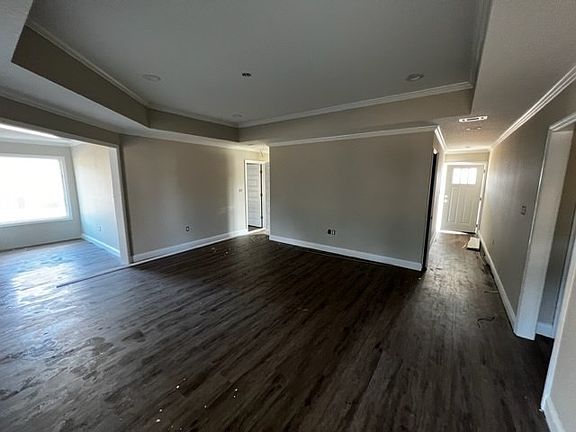 3rd image of 4903 Sandy Hill Dr