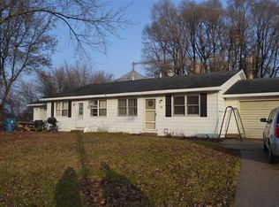 102 Tara Ct, Shepherd, MI 48883