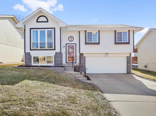 8045 Newport Ave, Omaha, NE 68122
