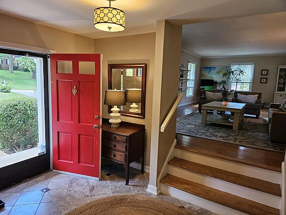 2nd image of 1135 Carter Dr