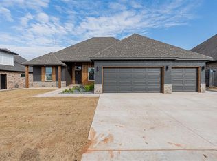 11601 SW 58th St, Mustang, OK 73064