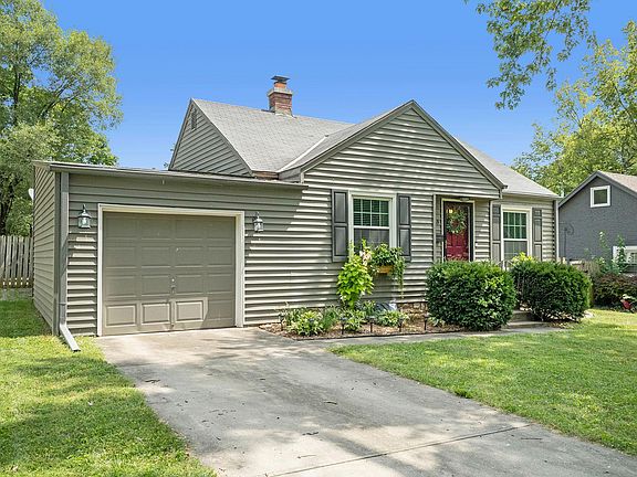 3rd image of 6039 Catalina St