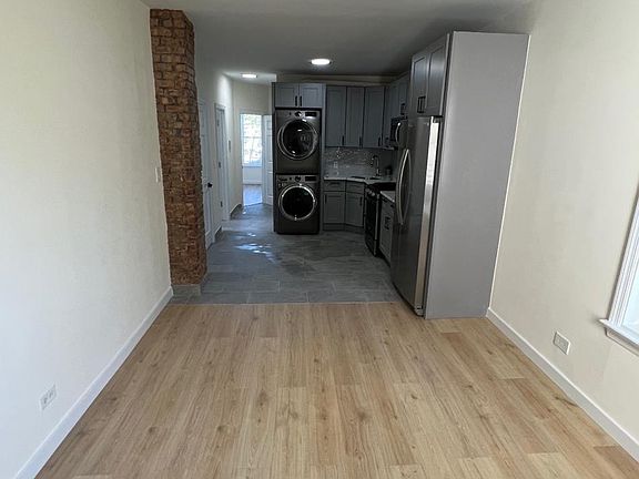 3rd image of 172 Monroe St #2