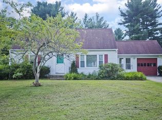 6 Jewell Ln, Wilbraham, MA 01095