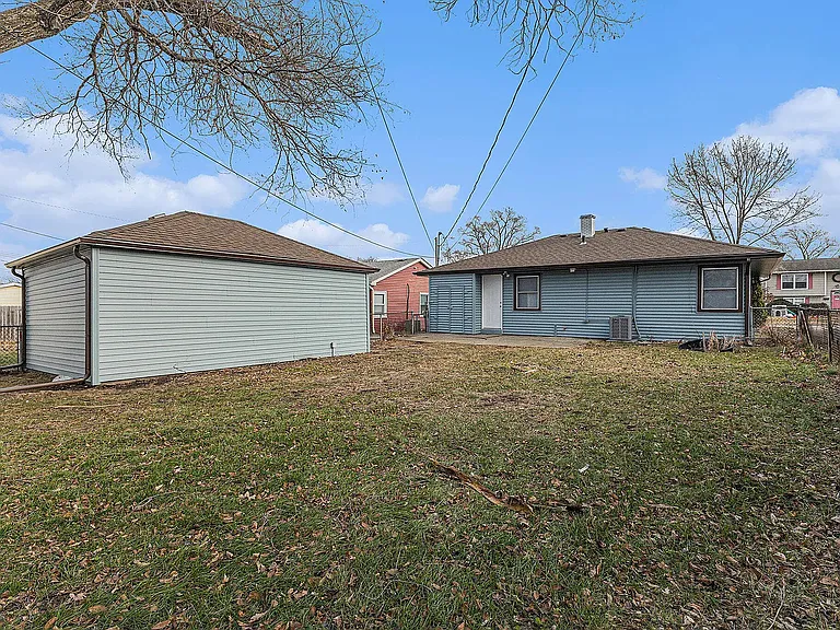 6742 Leland Ave — Photo 12