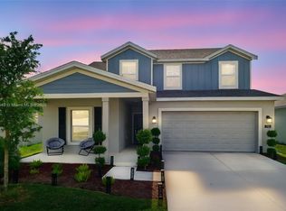 700 Trotters Dr, Eagle Lake, FL 33839