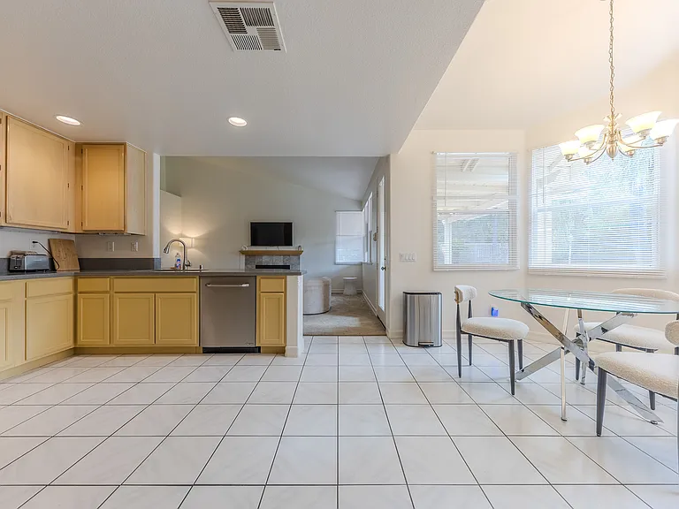 3012 Cordova Ct — Photo 17