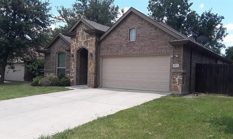 1st image of 813 Cielo Vista Dr