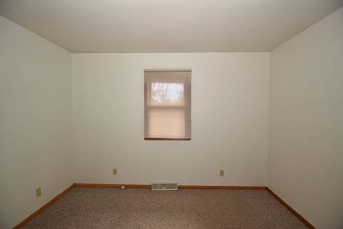 14769 Day Rd — Photo 17