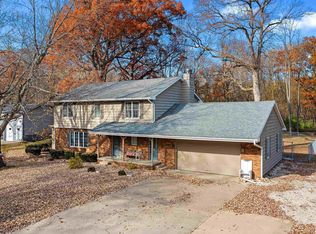 24468 E Oak Park Rd, Canton, IL 61520