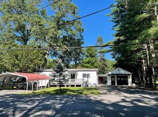 44 Old Town Rd, Selkirk, NY 12158