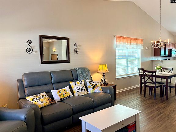 4th image of 512 Dawsons Park Way
