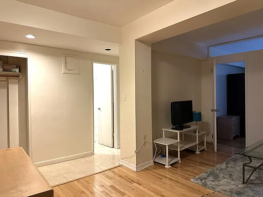 Rented by Oxford Property Group | media 15