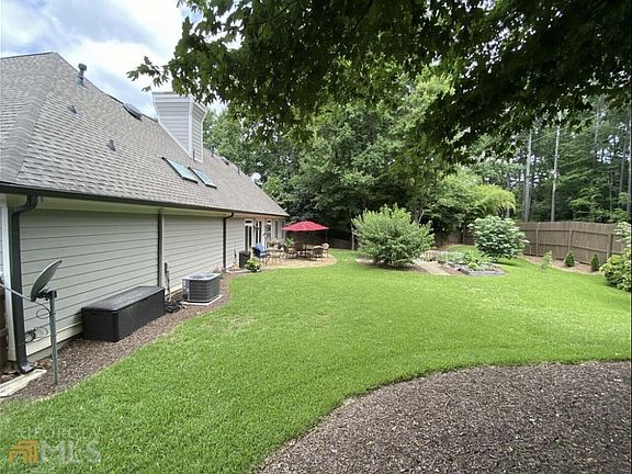 3rd image of 3815 Grand Forest Dr