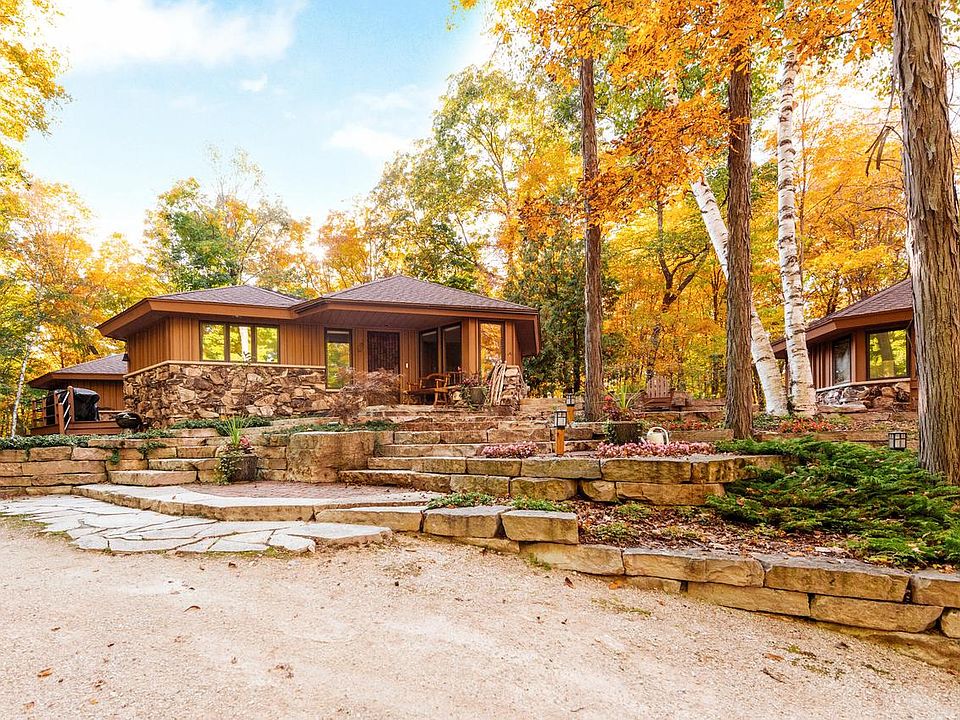1st image of 2775 E Moraine DRIVE