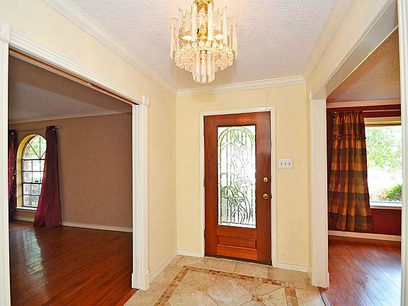 4th image of 12203 Hoggard Dr