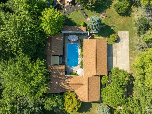 5313 Thomas Rd, Trenton, OH 45067